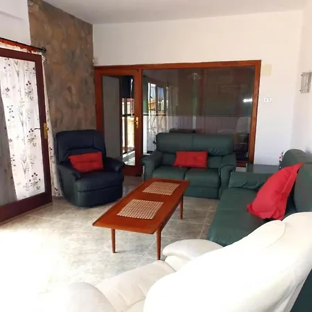 Ferienhaus Haus Mit Wifi Und Terrasse Direkt Am
